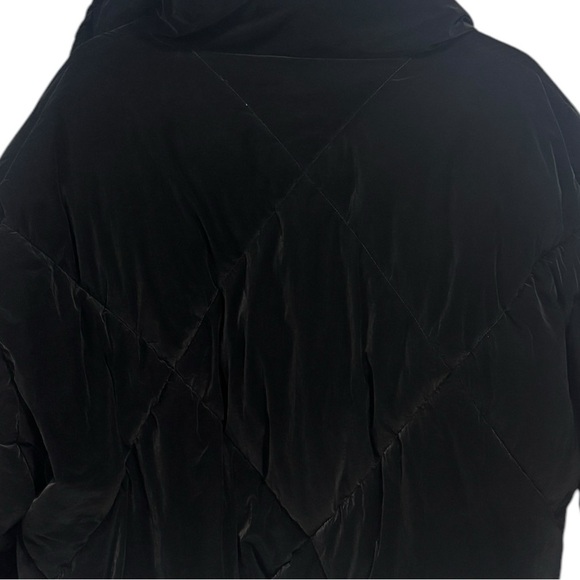 Zara Cropped Black Puffer Jacket Blogger Favorite Trendy XS - Picture 3 of 10